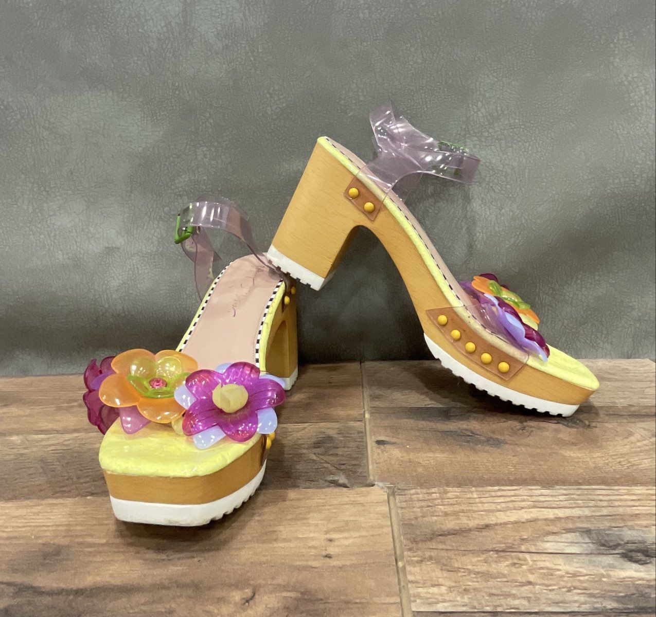 Betsey Johnson Floryn Floral Clear Strappy Platform Clog Sandals Size 9