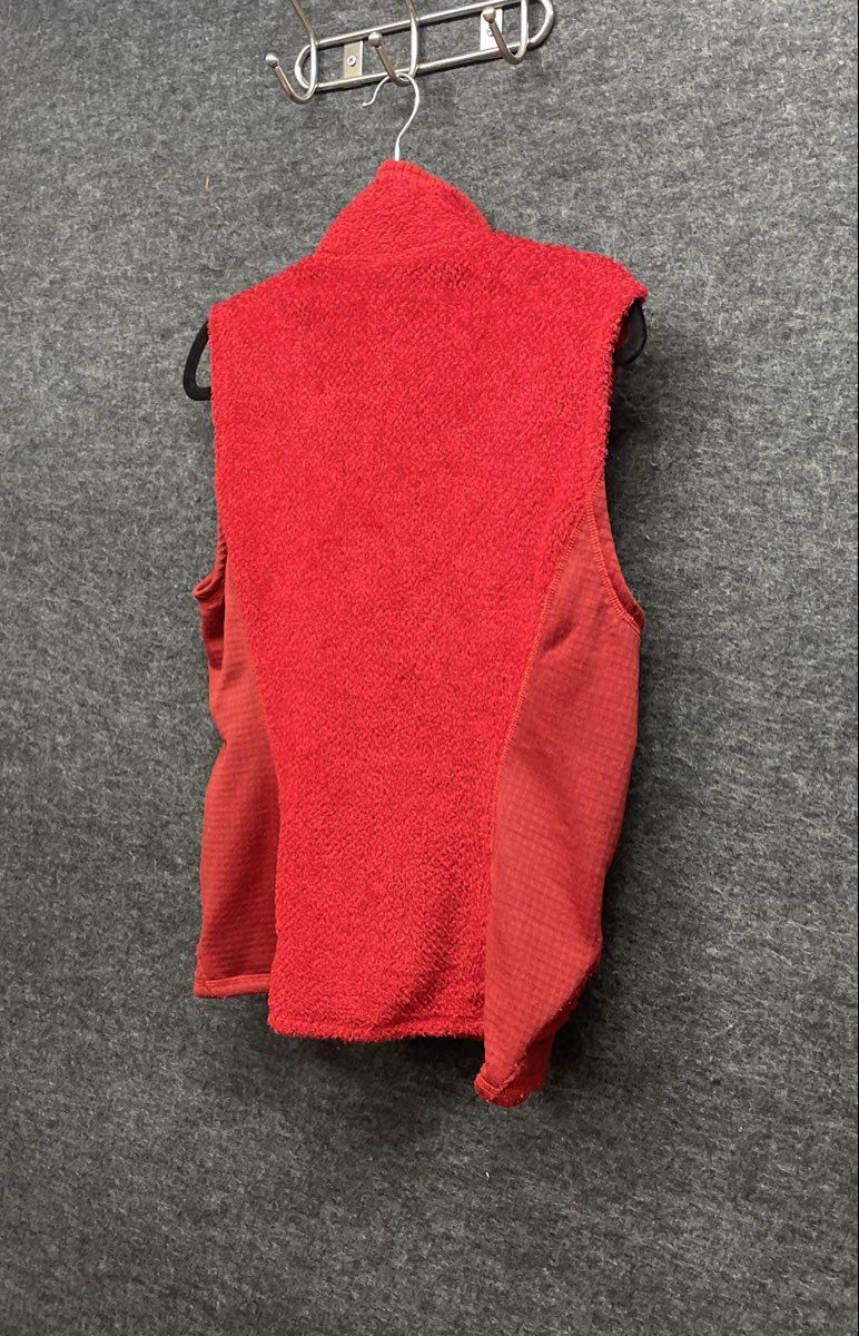 Patagonia Women's Red R3 Hi-Loft Fleece Regulator Vest Full Zip Sz M