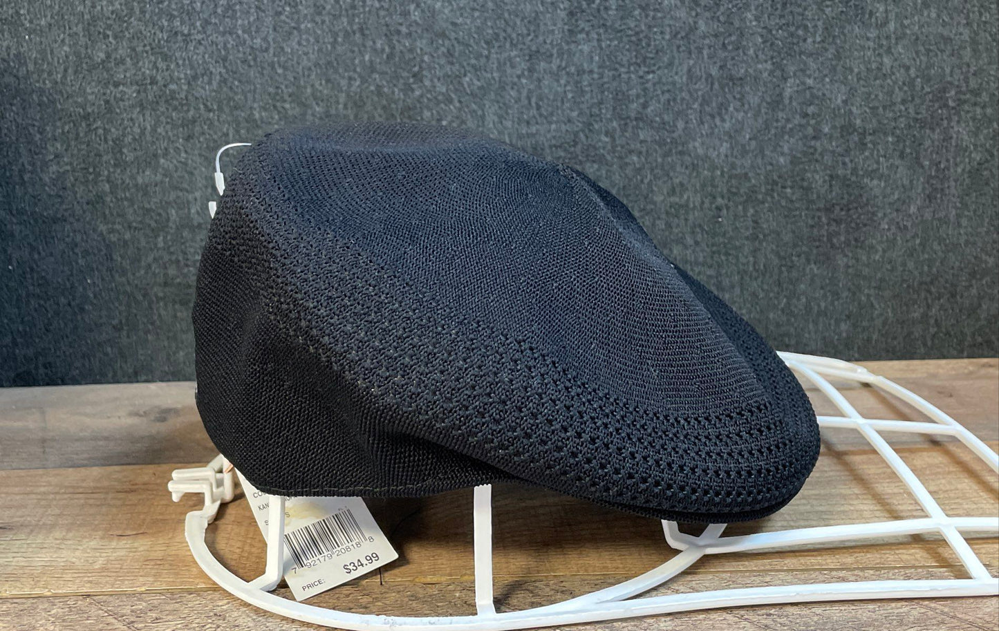 Kangol Tropic 504 Ventair Ivy Cap Black Small NWT