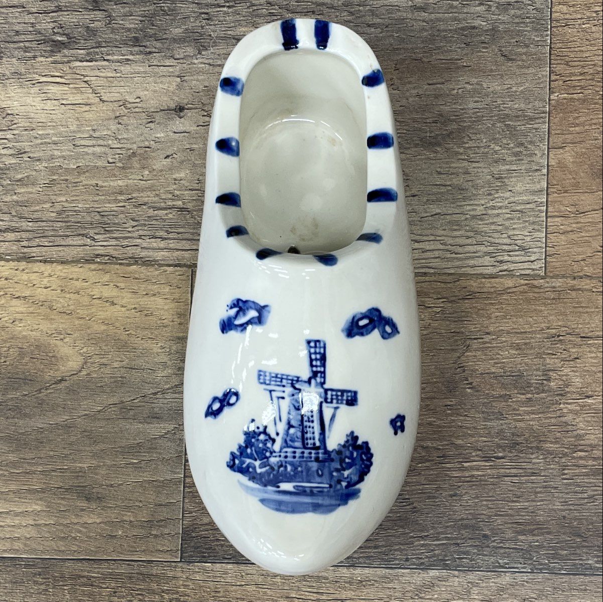 Vintage 1978 Geerlings Dutch Mini Clog Ashtray Blue White Porcelain Windmill