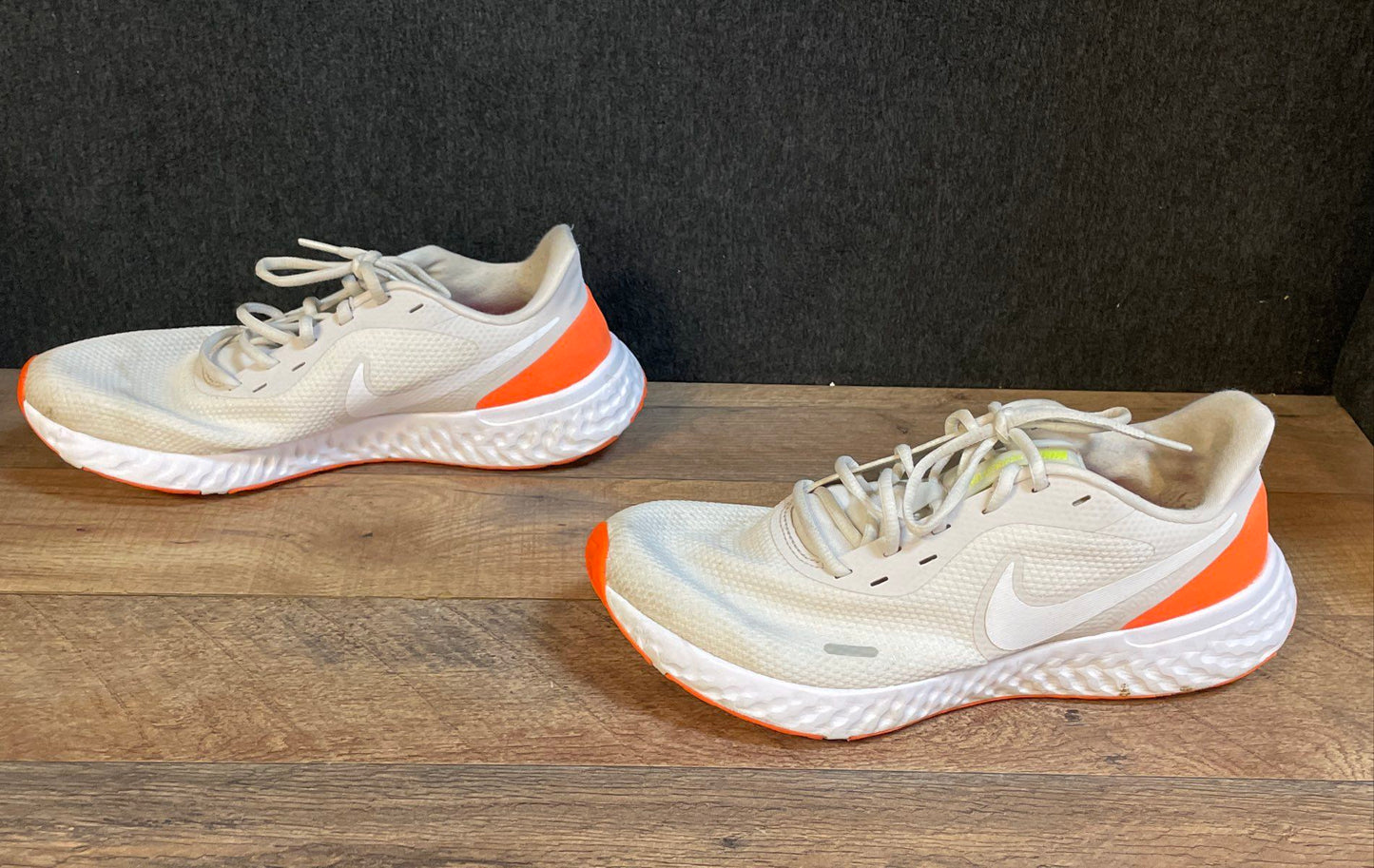 Nike Revolution 5 White Laser Orange Running Shoes Men's Size 10