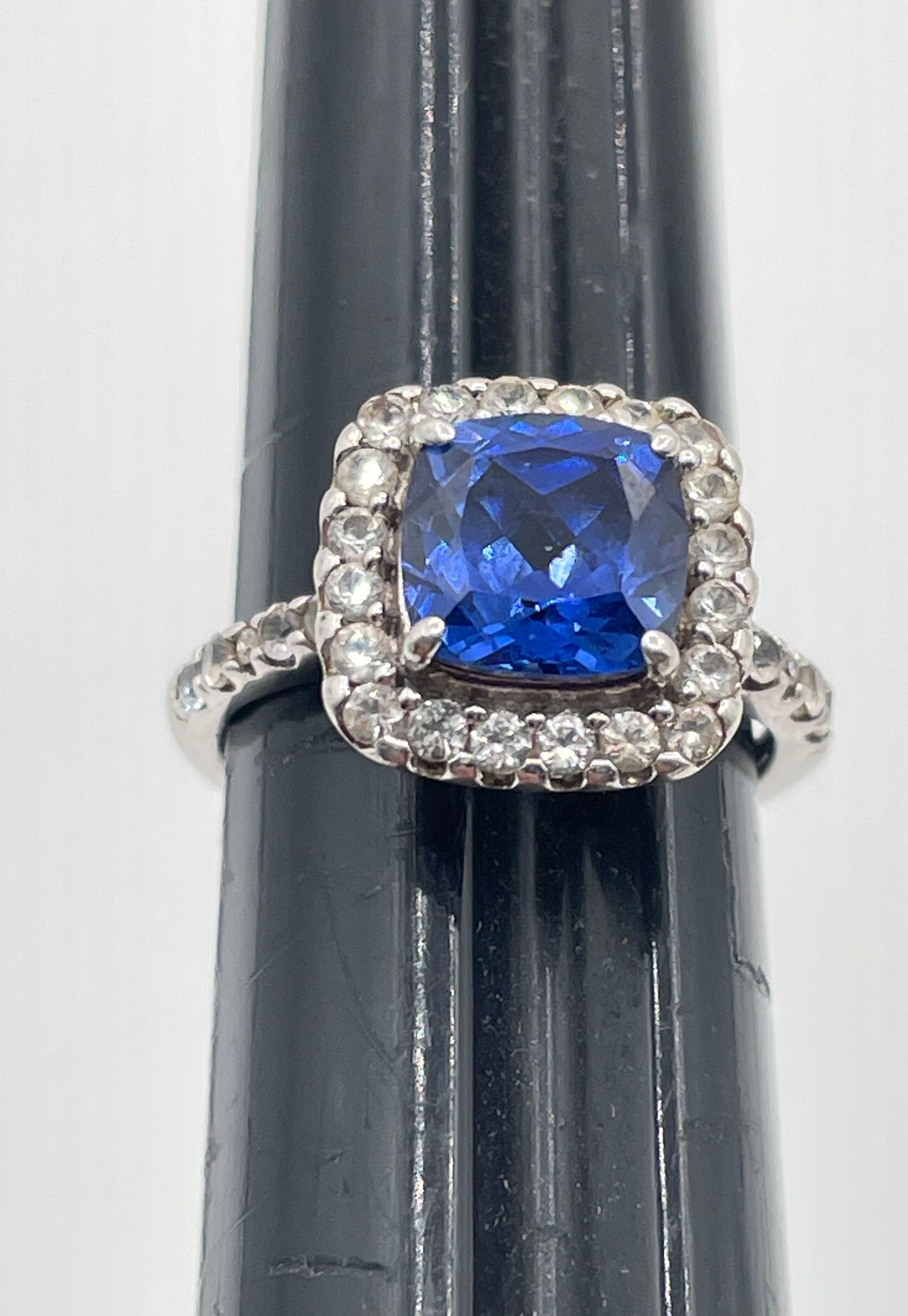 925 Sterling Silver White & Blue Sapphire Ring 2.3g