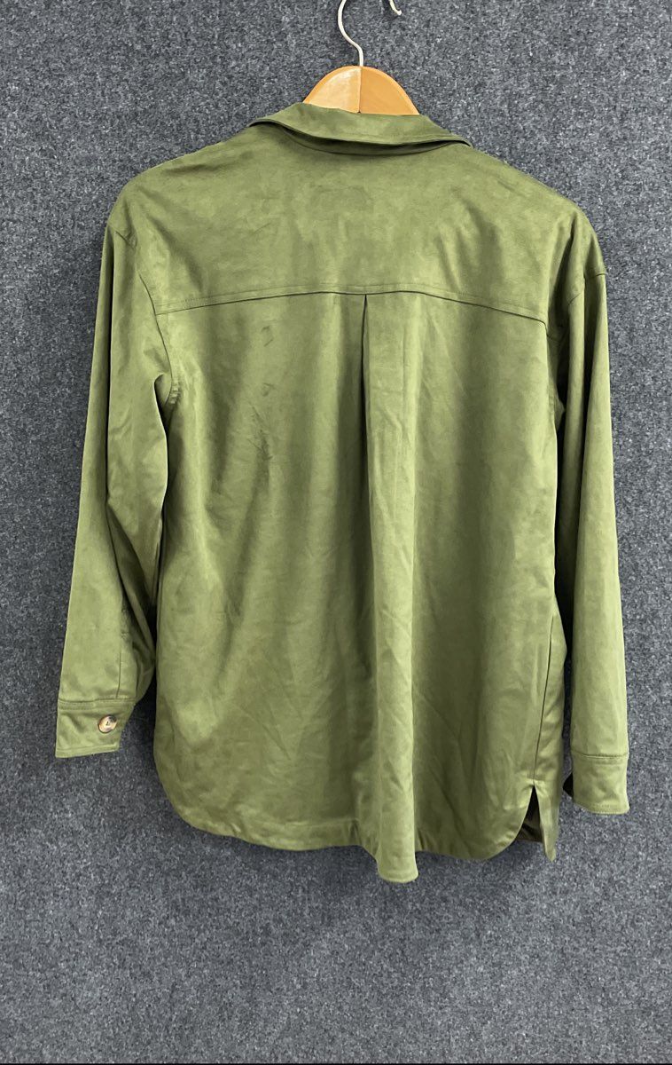 Women's Size L Green Wonderly Faux Suede Button Up Long Sleeve