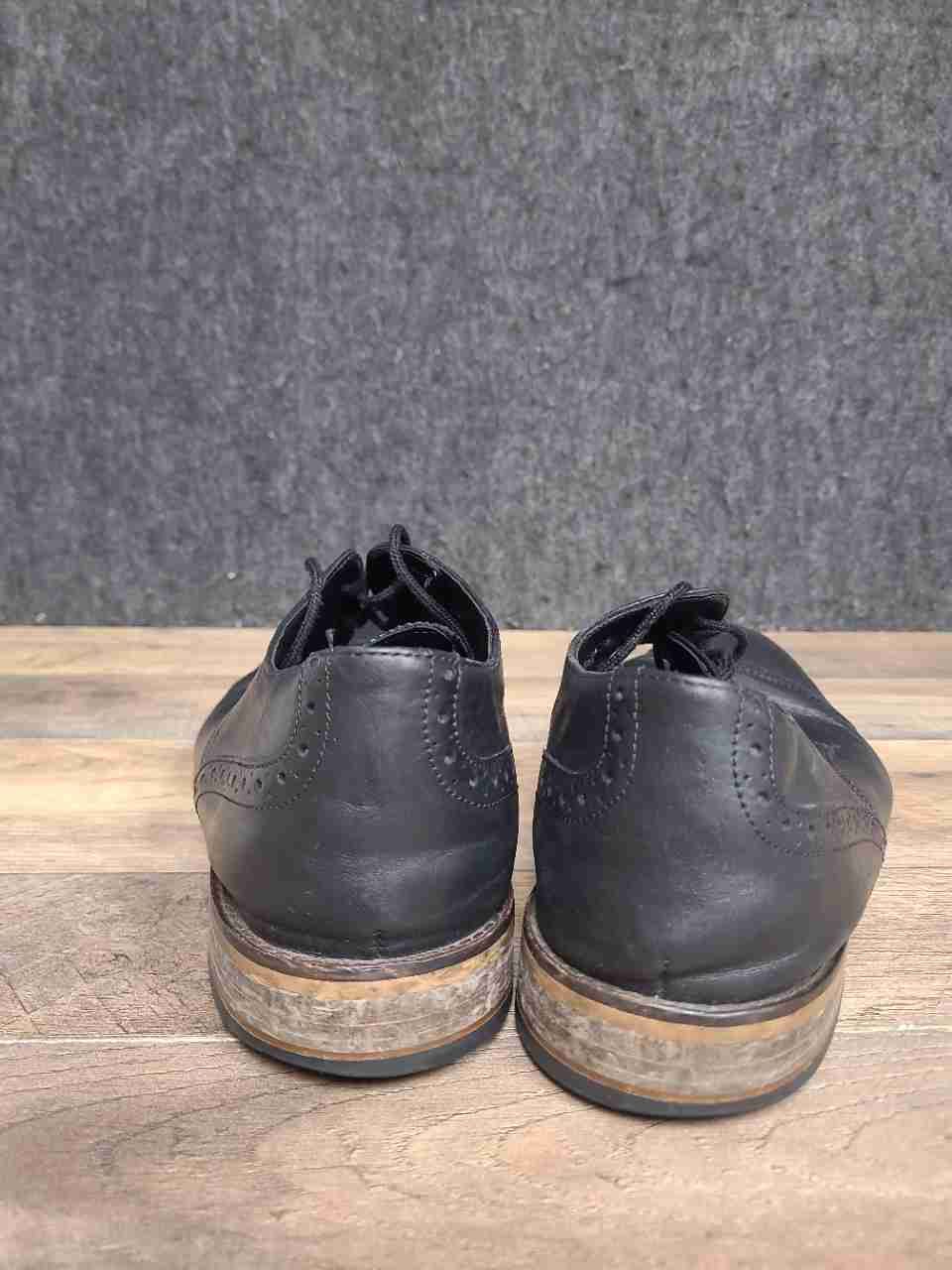 Clarks Gilman Cap Black Leather Brogue Derby Men's Dress Shoes Size 10.5