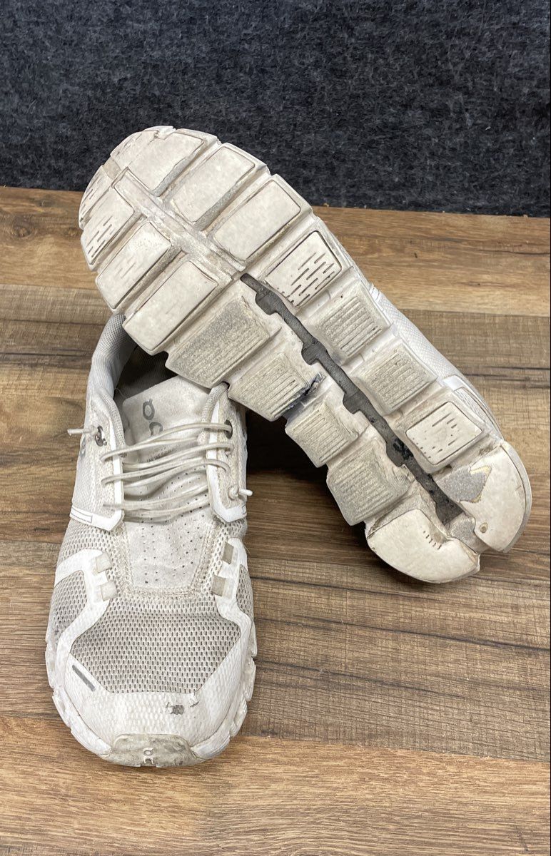On Cloud 5 Pearl White Women's Running Sneakers Size 7.5