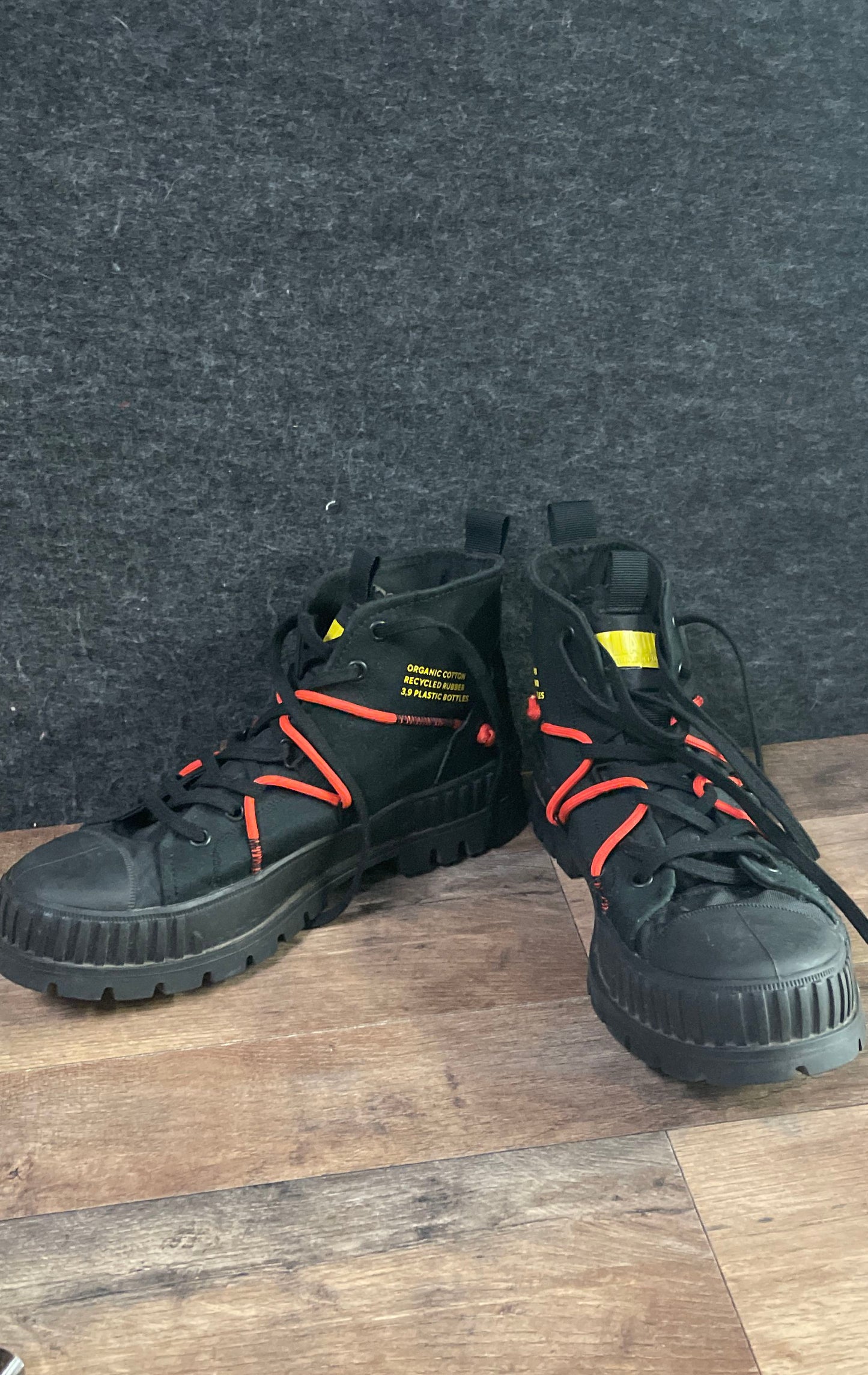 Palladium Pampa Palla-Craft Re-Craft Black Orange Boots Size Men 8 Women 9.5