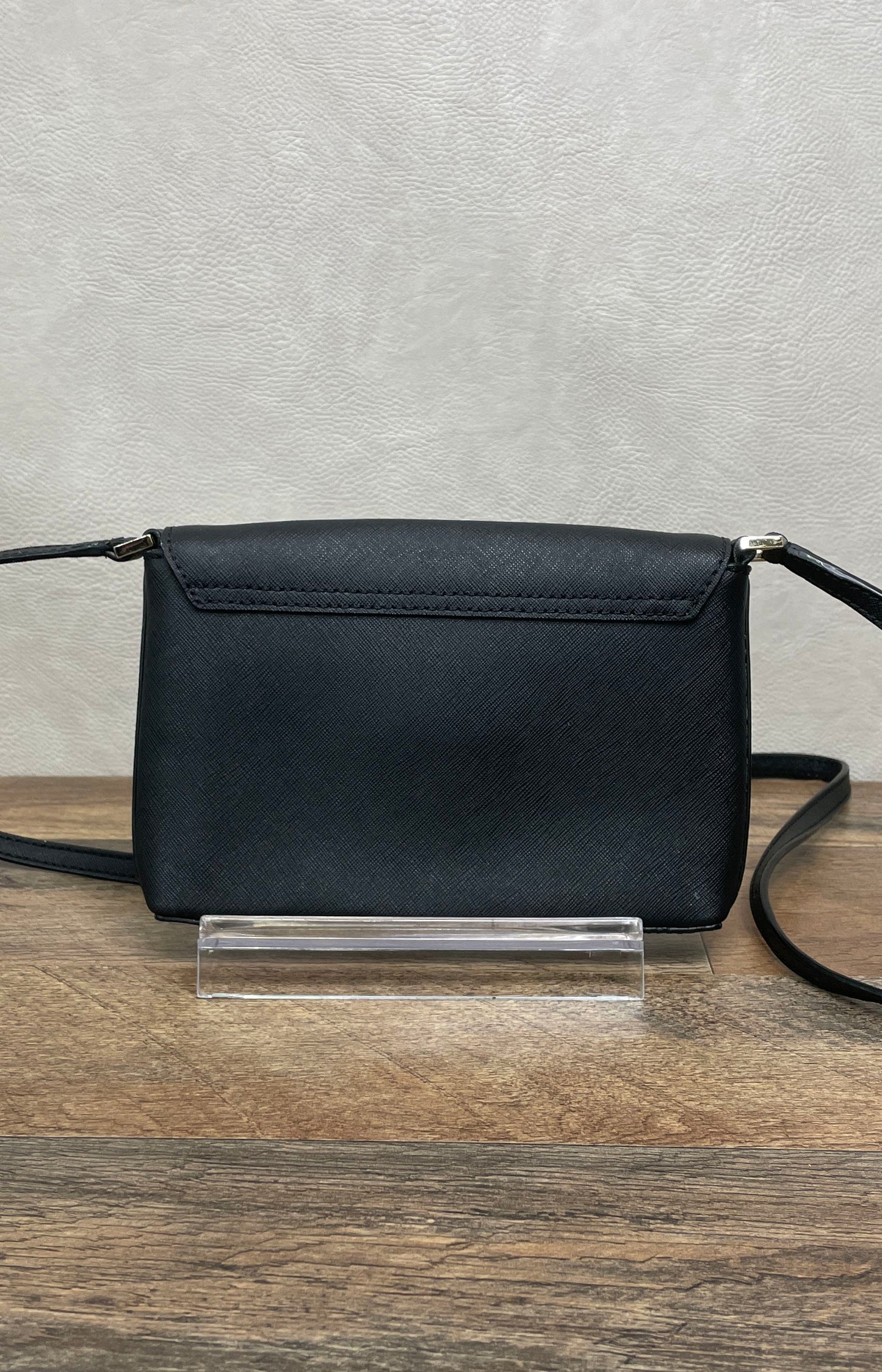 Kate Spade Black Saffiano Leather Crossbody Wallet Bag Gold Pyramid Turnlock