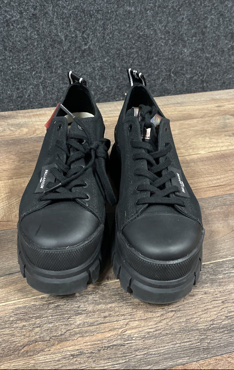 Palladium Revolt Lo TX Black Canvas Platform Sneakers Women's Size 7