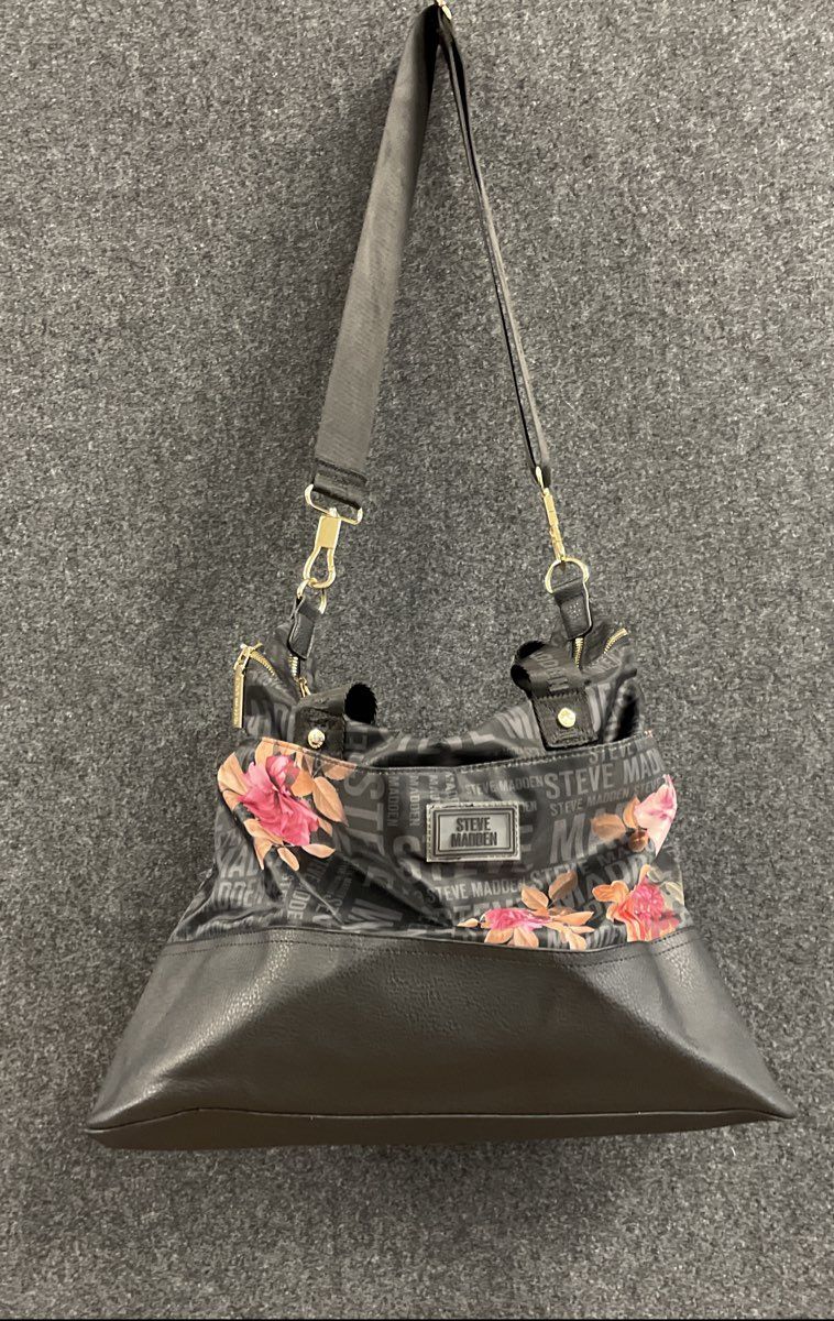 Steve Madden Black Floral Logo Print Tote Bag Gold Hardware Crossbody Strap