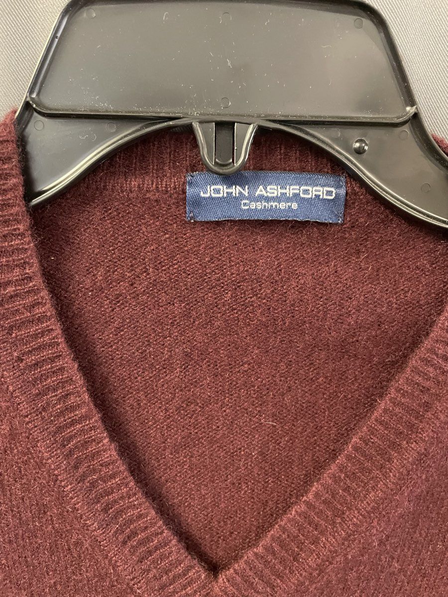 John Ashford Men's Maroon 100% Cashmere V-Neck Sweater Sz XL