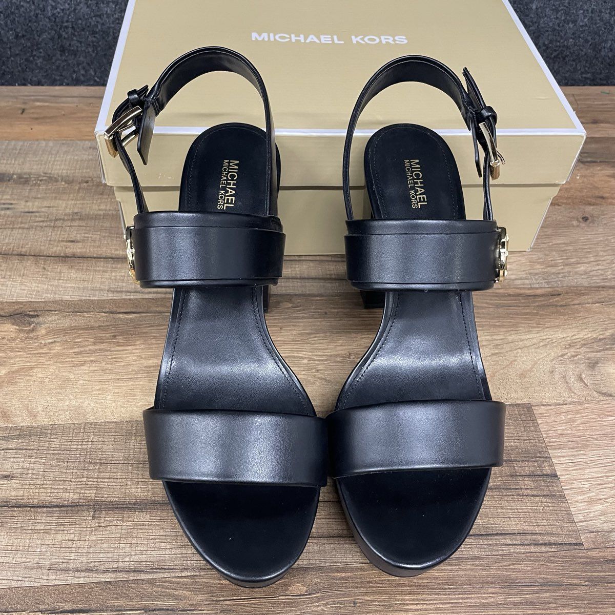 Michael Kors Carmen Black Faux Leather Platform Sandals Size 10M IOB