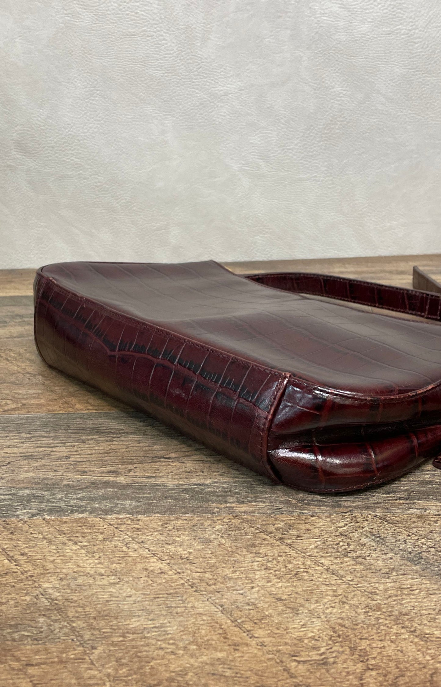 Vintage 90s Etienne Aigner Burgundy Croc Embossed Leather Shoulder Bag Gold
