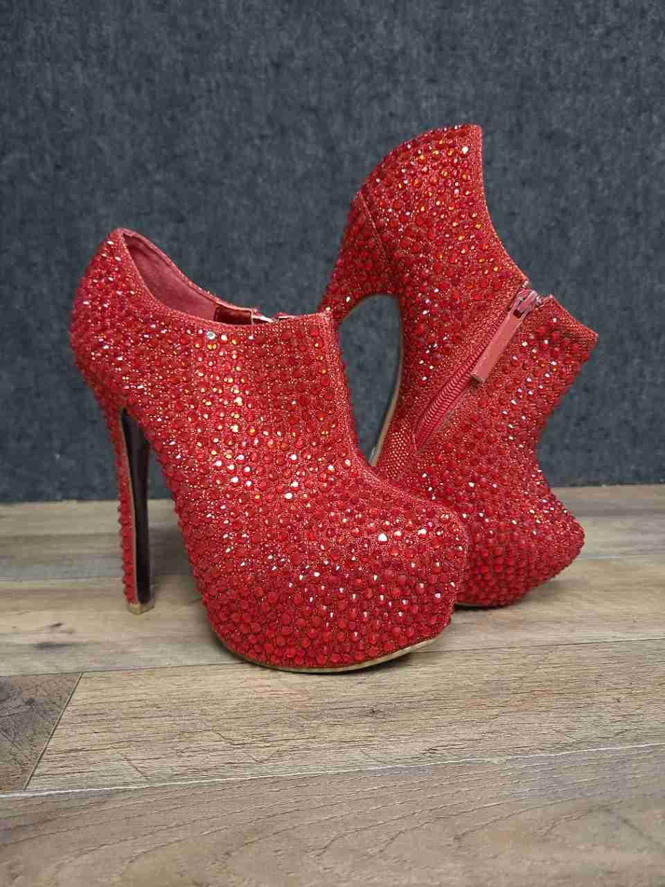 Belle Luna Red Rhinestone Studded Platform Ankle Boots Women's Size 7.5