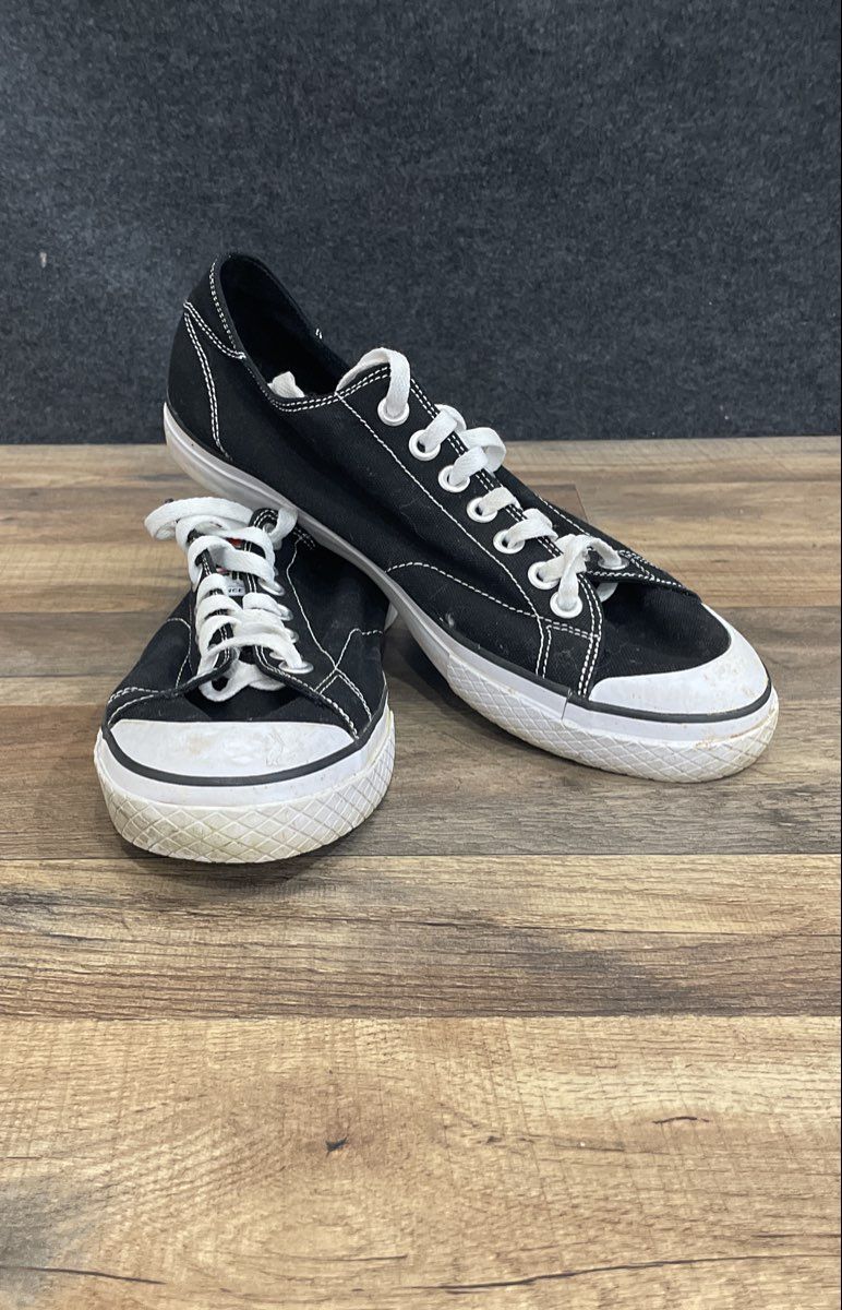 Fila Panache Black White Canvas Low Top Sneakers Men's Size 11