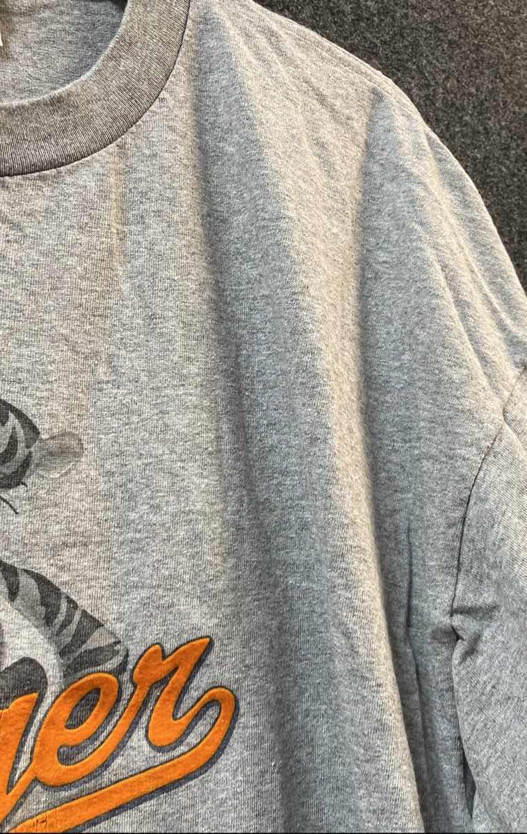 Disney Store Men's Tigger Graphic T-Shirt Gray Heather Vintage Y2K Sz 2XL