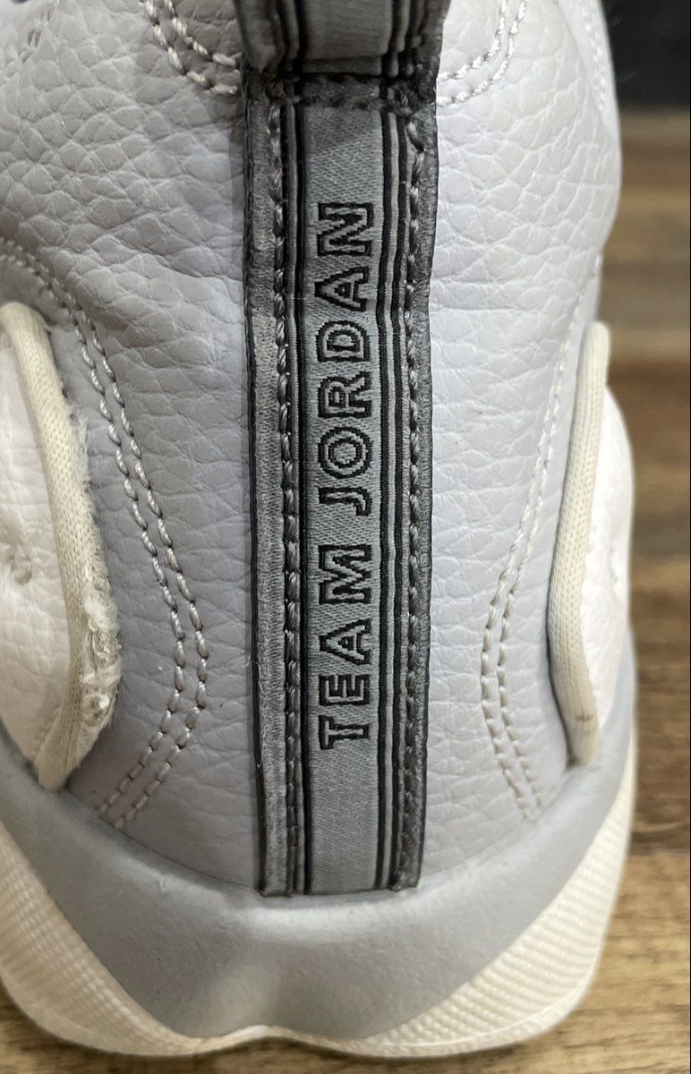 Jordan Pro Strong White Grey Youth Basketball Sneakers Size 5.5Y
