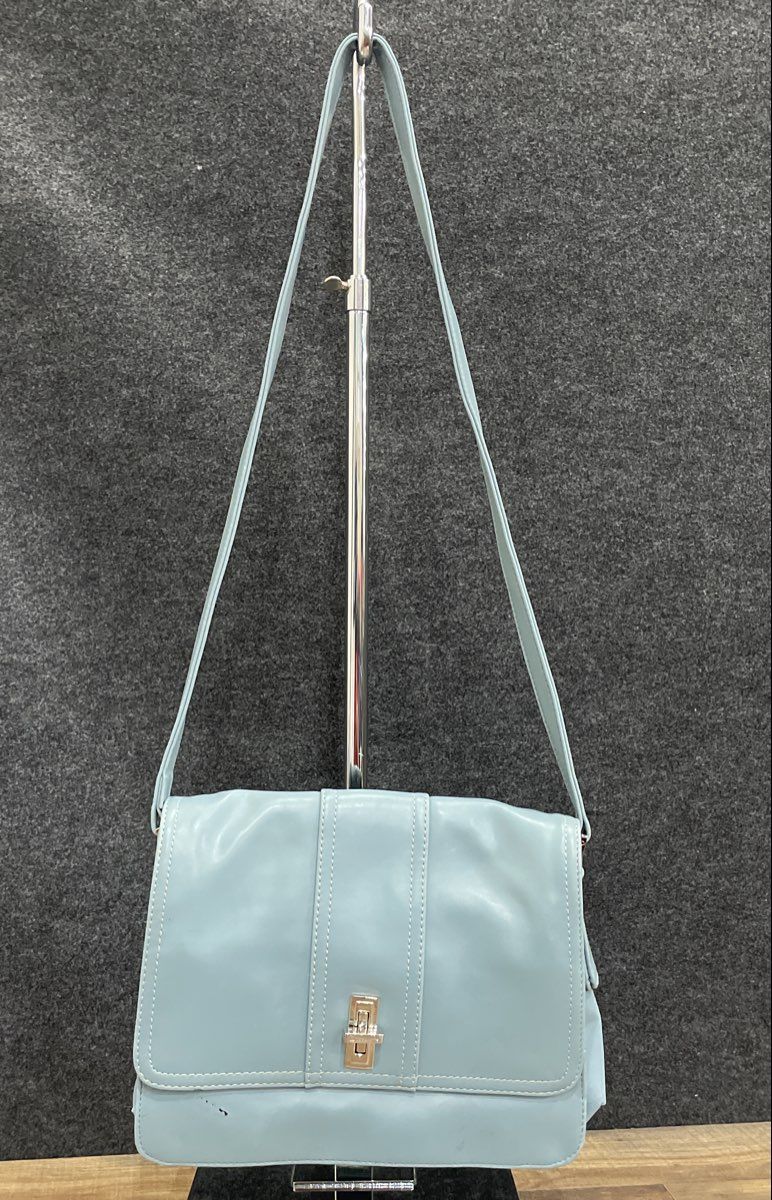 Liz Claiborne Light Blue Leather Crossbody Shoulder Bag Silver Hardware