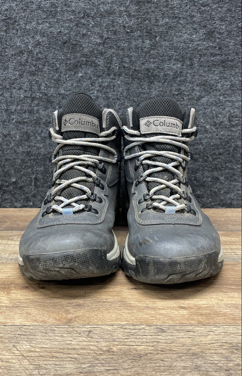 Columbia Newton Ridge Plus II Waterproof Grey Hiking Boots Women's Size 11
