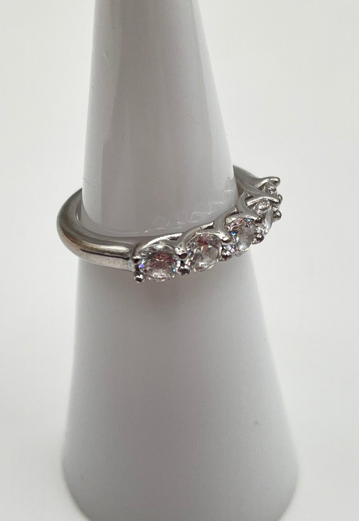 NANA Jewels 925 Sterling Silver Lucita 5-Stone CZ Anniversary Band Ring 2.7g