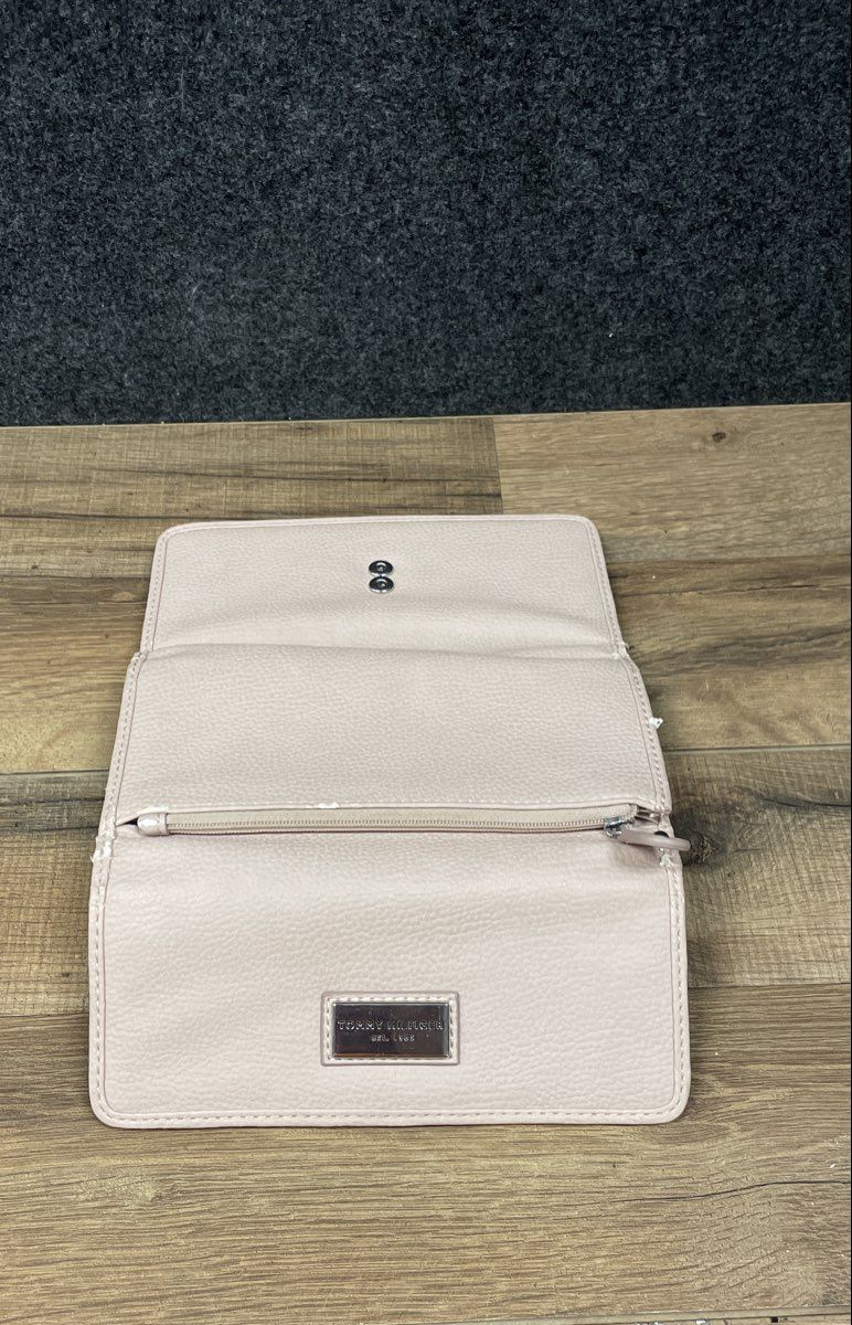Tommy Hilfiger Light Pink Pebbled Trifold Flap Wallet Silver Hardware