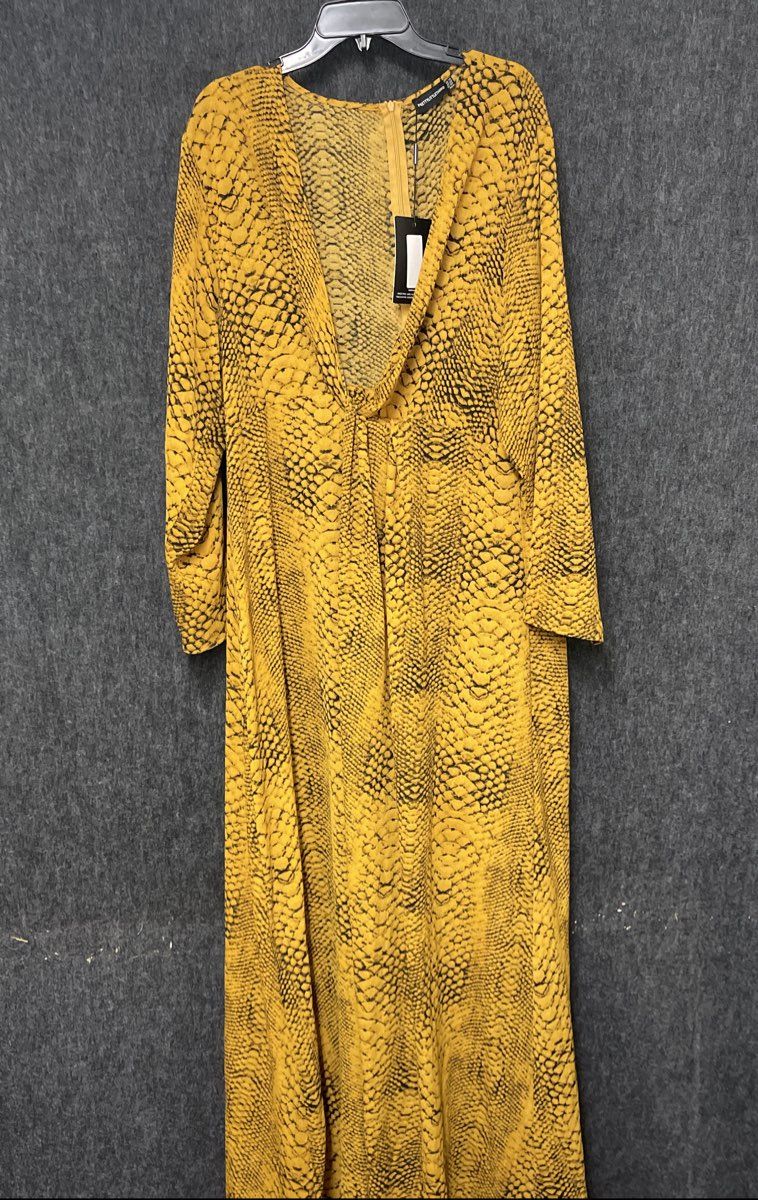 PrettyLittleThing Yellow Snakeskin Print Long Sleeve Twist Maxi Dress Sz 1X NWT