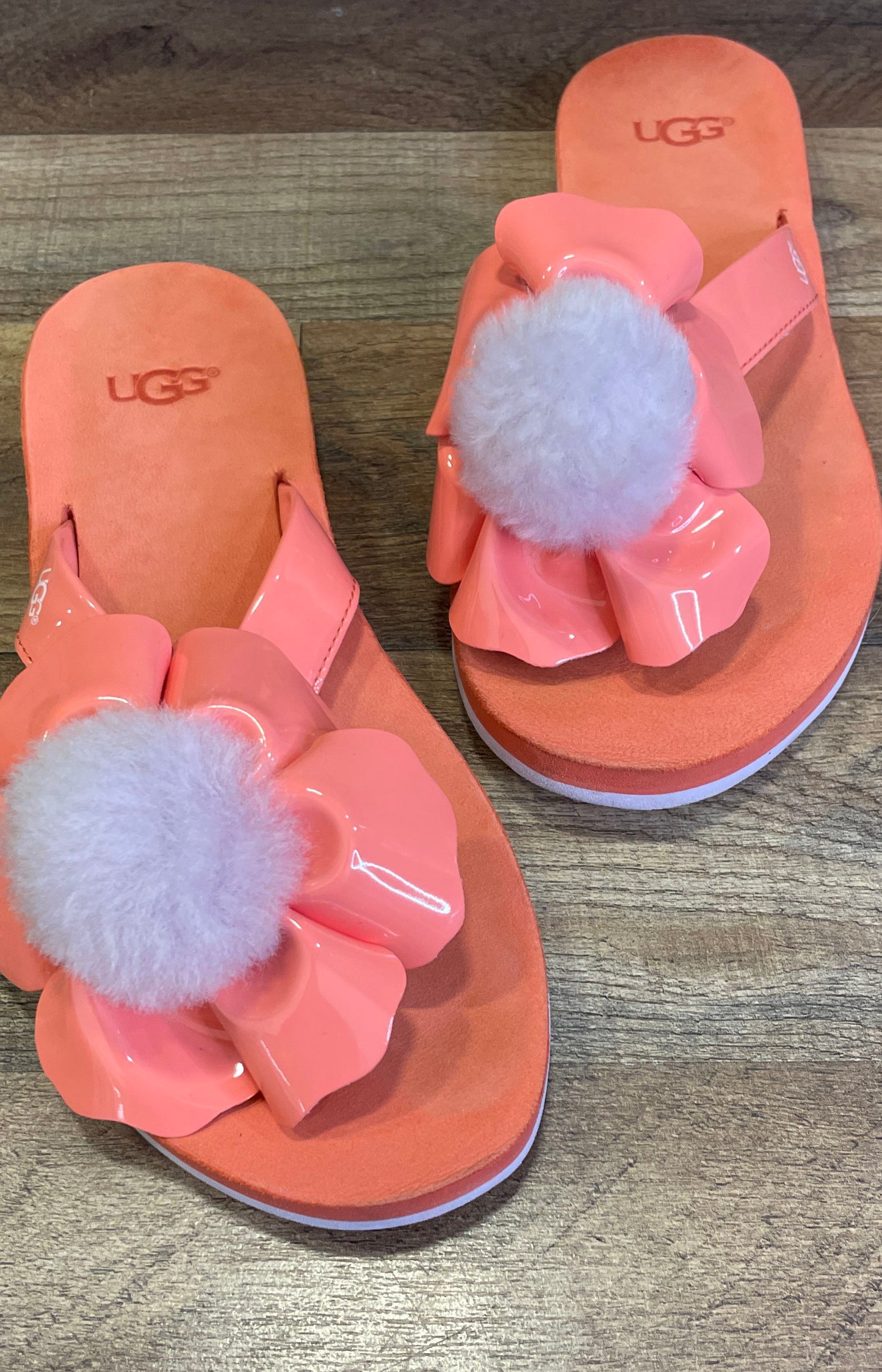 UGG Holly Orange Patent Flower Pom Sandals Flip Flops Women's Size 6