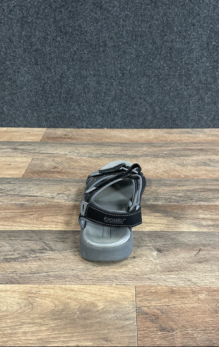 Khombu Evelyn Black Grey Women's Athletic Hiking Strappy Sandals Size 9M