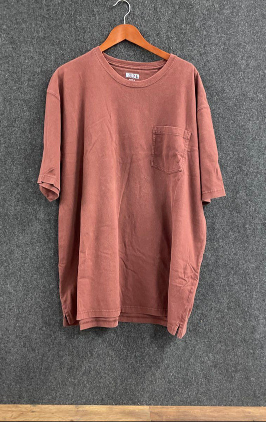 Duluth Trading Co Men's Relaxed Fit Longtail T Pocket T-Shirt Burgundy Sz 2XL