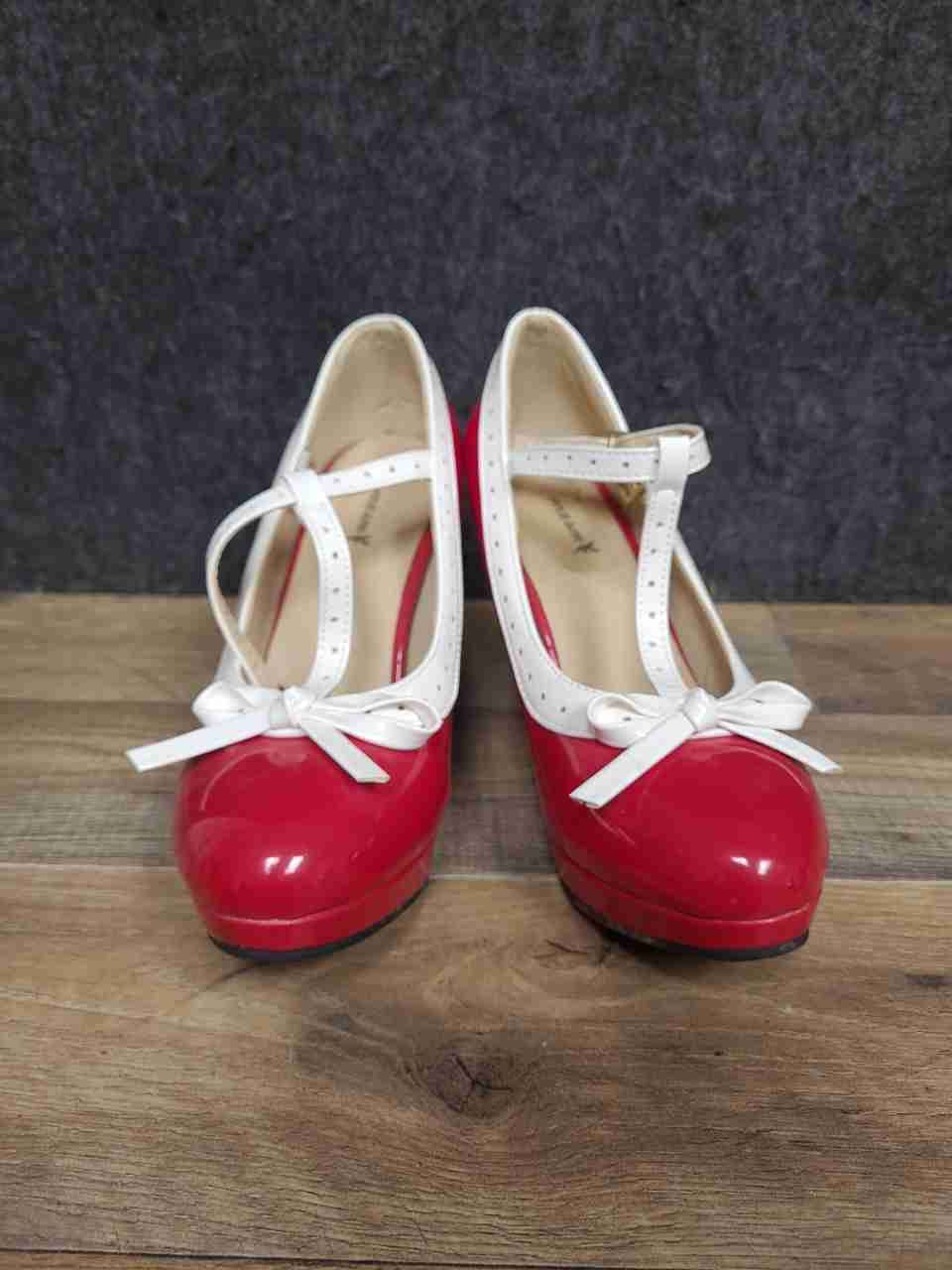 Pixie Cove Red White Patent Rockabilly Pinup Platform T-Strap Bow Heels Size 37