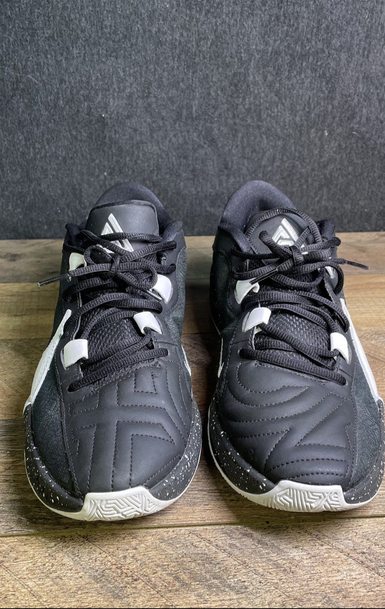 Nike Giannis Zoom Freak 5 Black White Speckled Basketball Shoes Size 10