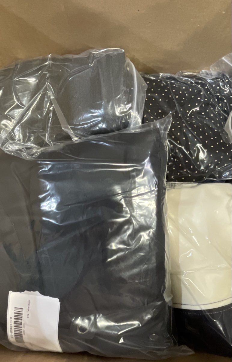 Assorted Brands Men's Women's Clothing Reseller Wholesale Bulk Lot 20.5 Lb