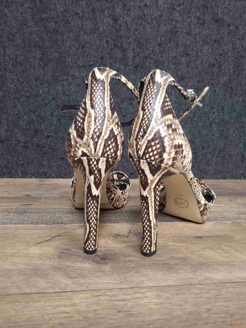 Michael Kors Jordyn Snakeskin Ankle Strap Platform Sandal Heels Size 7.5M