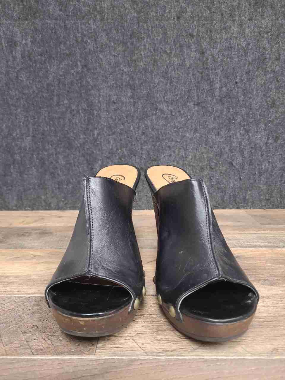 Candie's Kort Black Studded Platform Mules Clogs Women's Size 8
