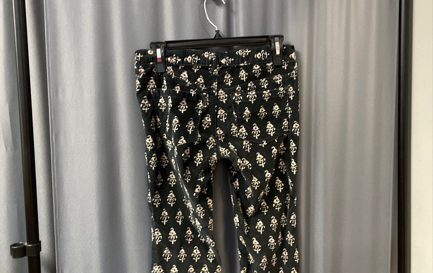 Free People Women's Black Block Print Floral Corduroy Skinny Pants Sz 26