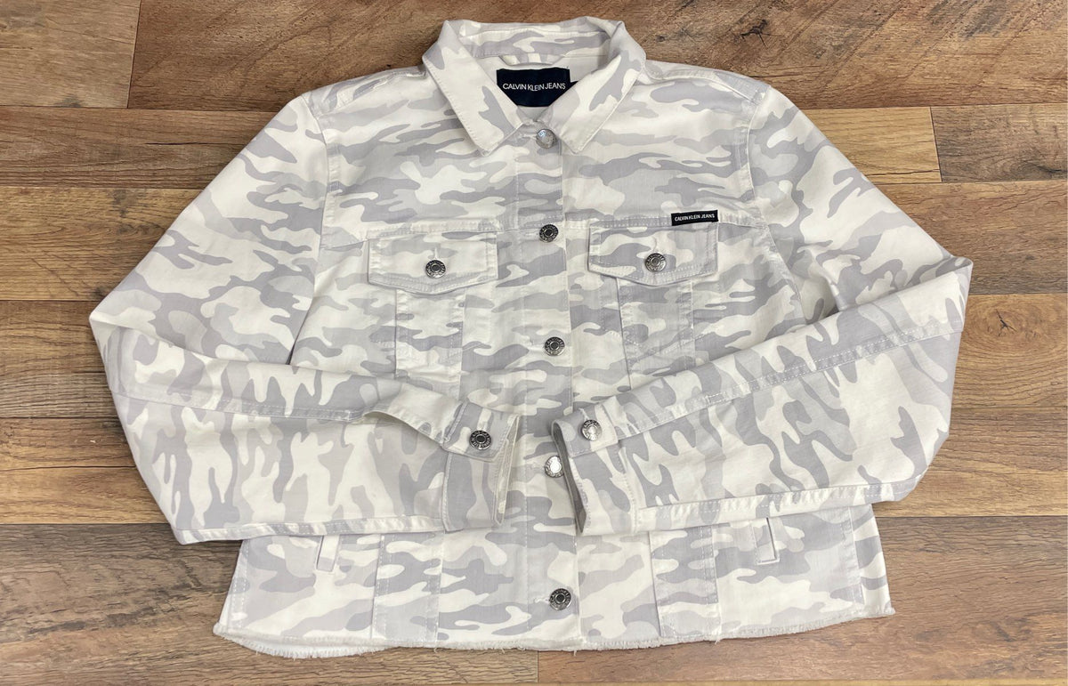 Calvin Klein Jeans Women's Grey White Camo Denim Jacket Raw Hem Sz L