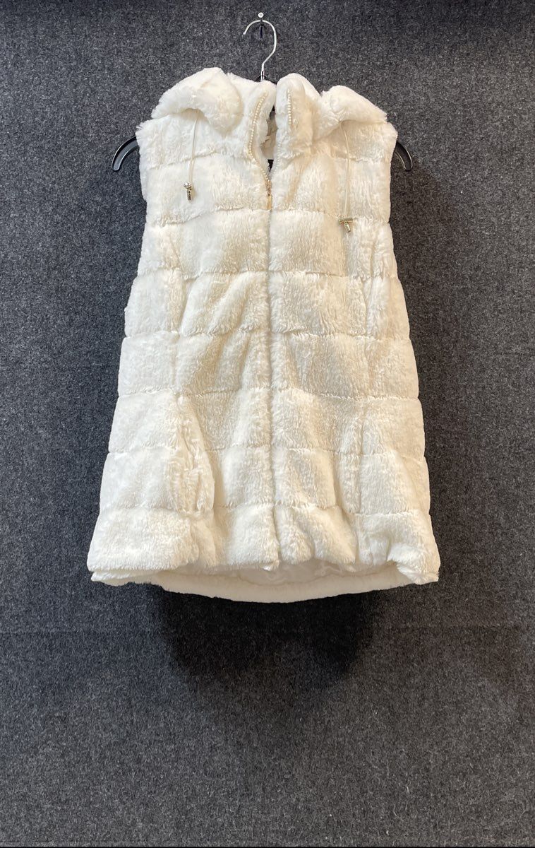 Liz Claiborne Women's White Faux Fur Hooded Quilted Puffer Vest Sz L