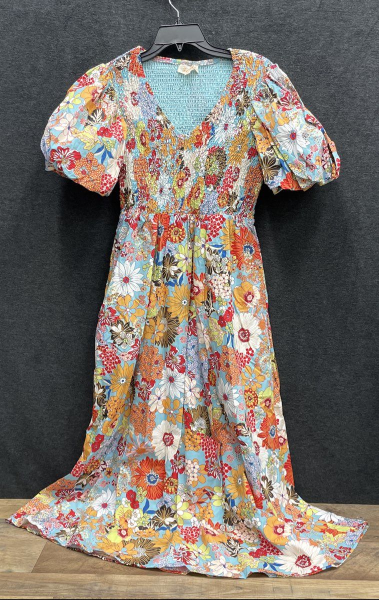 Listicle Women's Floral Smocked Bodice Puff Sleeve V-Neck Maxi Dress Sz M