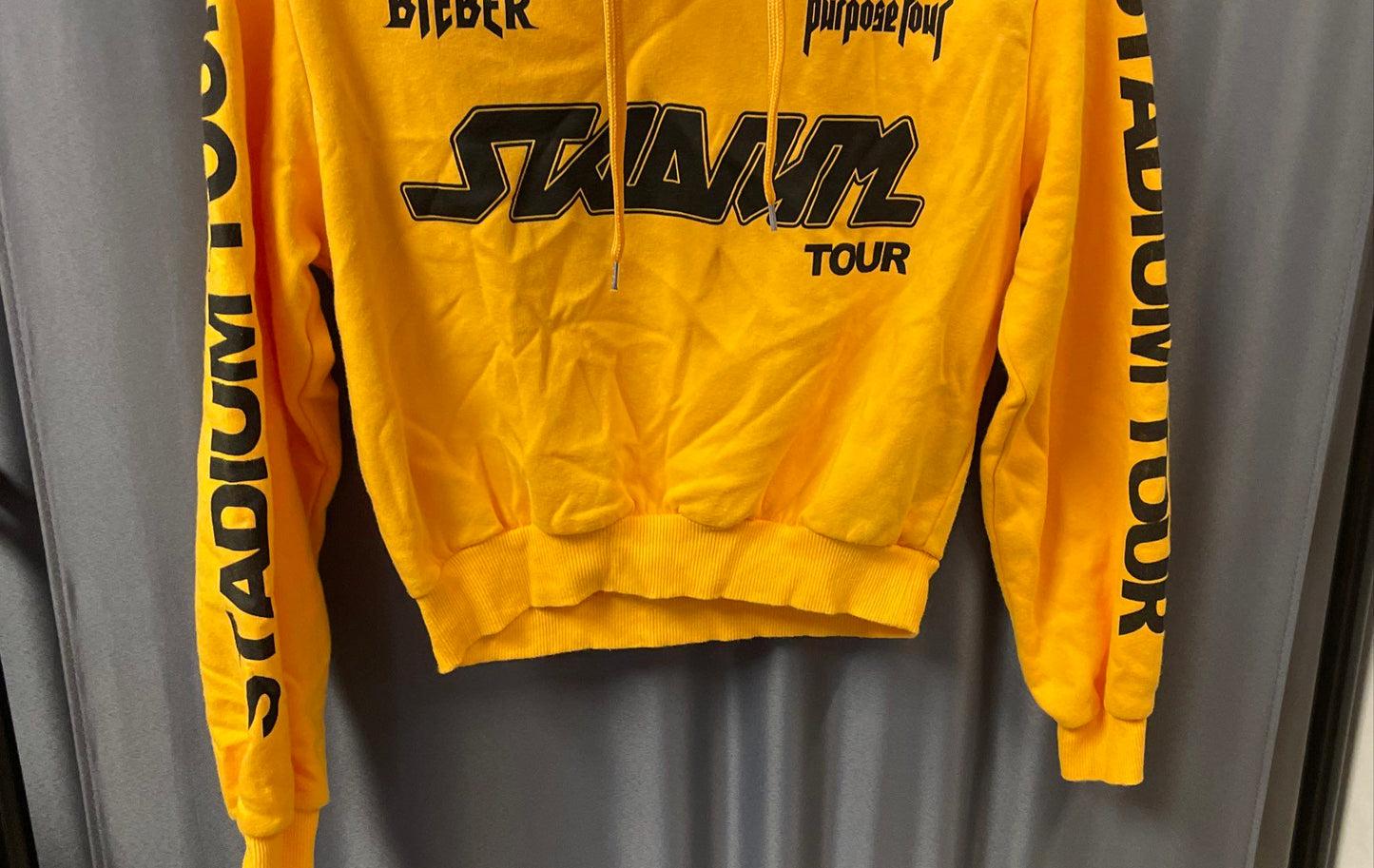 H&M Divided Justin Bieber Purpose Stadium Tour Pullover Hoodie Yellow Sz S