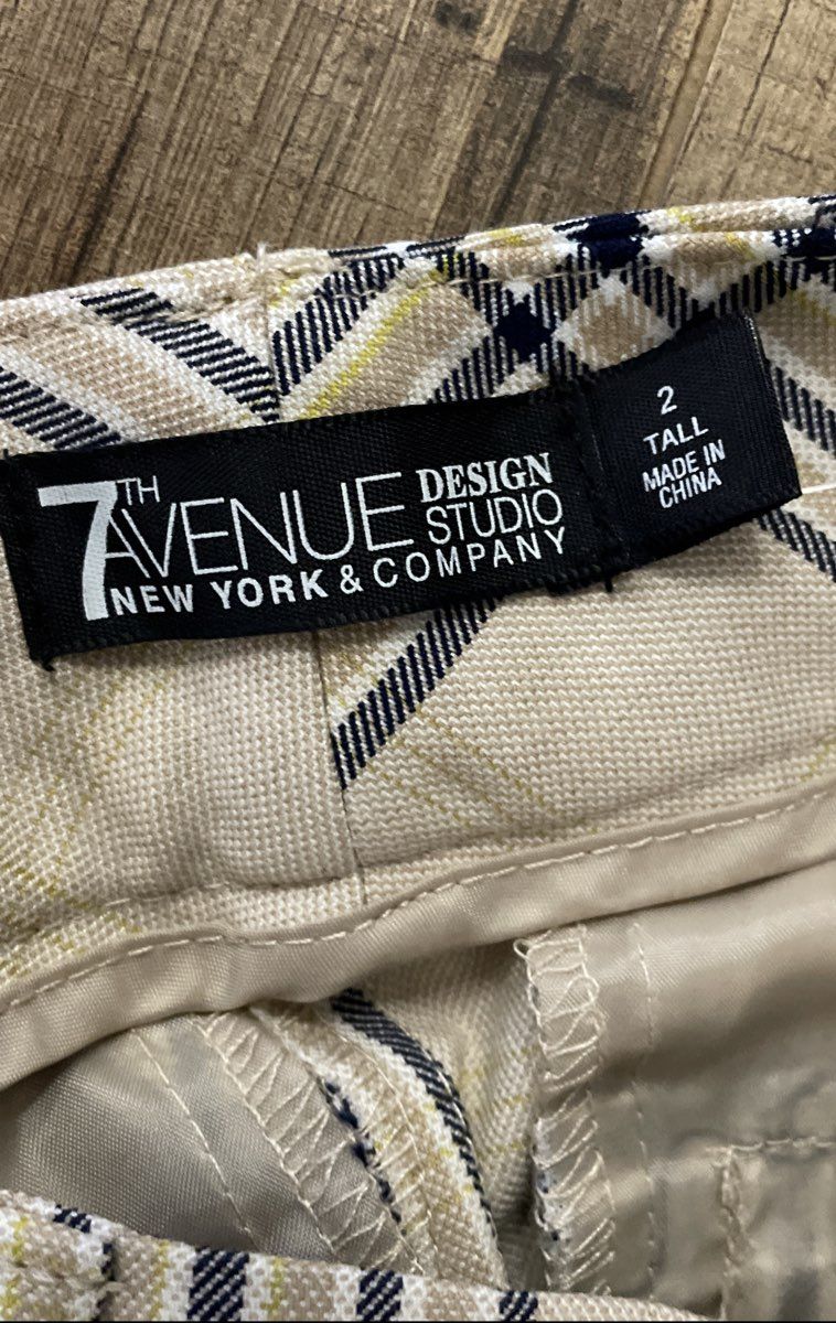 New York & Company Women's Beige Plaid Straight Leg Pants NWT Sz 2 Tall