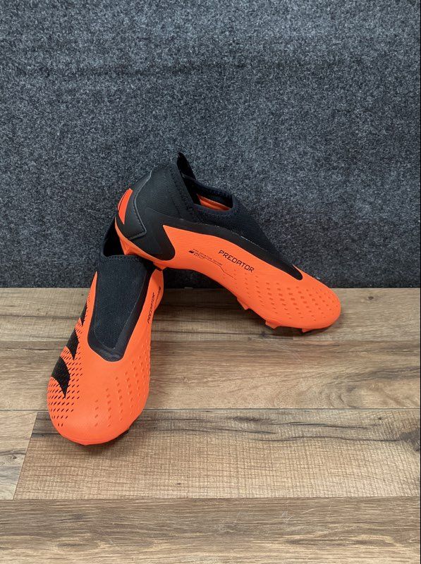 Adidas Predator Accuracy.3 Laceless FG Soccer Cleats Solar Orange Size 7.5