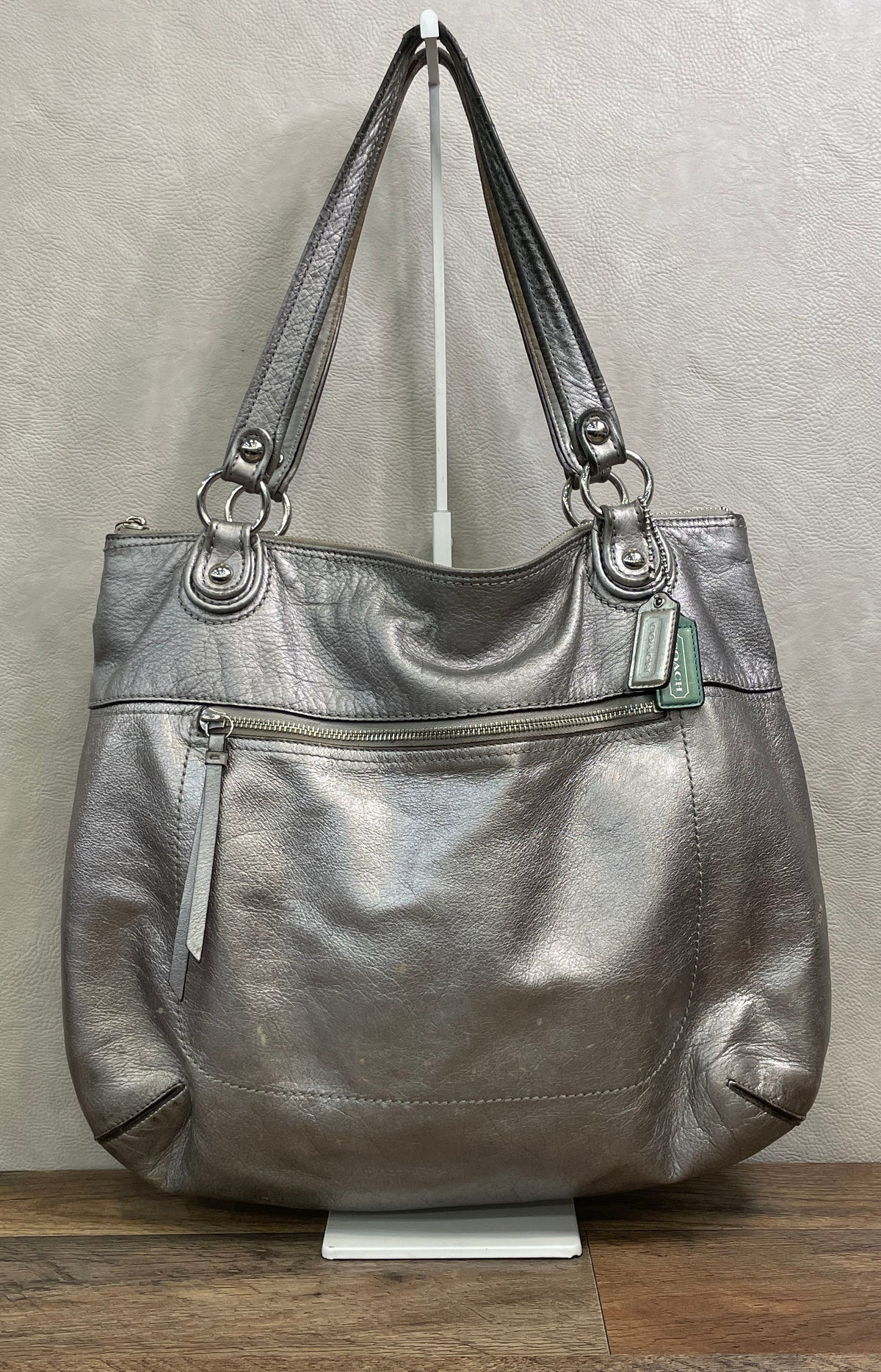 Coach Metallic Silver Leather Hobo Shoulder Bag Large Silver Hardware 19002