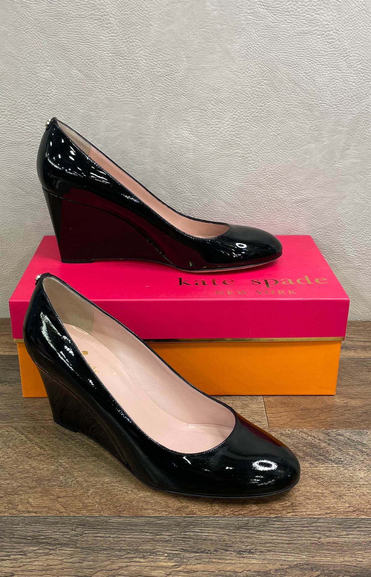 Kate Spade Amory Black Patent Leather Wedge Pumps With Box Size 8M