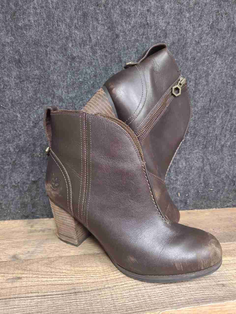 Timberland Earthkeepers Glancy 8543A Dark Brown Heeled Ankle Boots Size 8.5