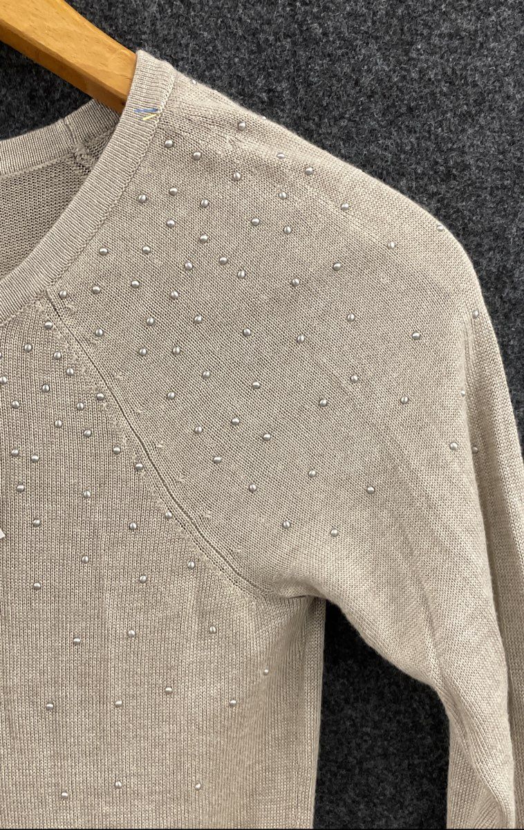 White House Black Market Women's Studded 3/4 Sleeve Pullover Biscotti Sz XXS NWT