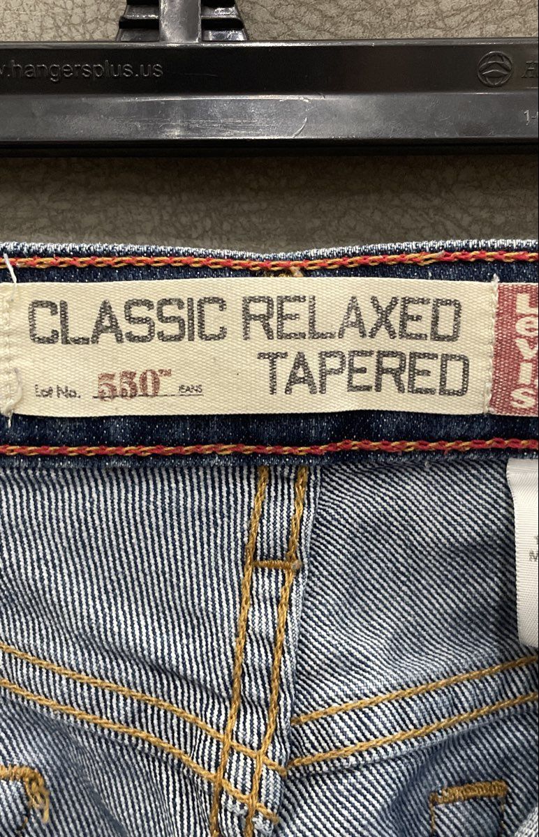 Levi's Women's 550 Classic Relaxed Tapered Dark Wash Blue Stretch Jeans Sz 18 M