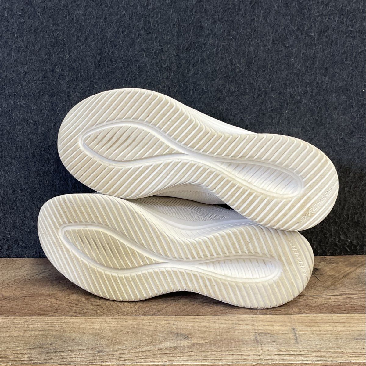 Skechers Hands Free Slip-ins Ultra Flex 3.0 Brilliant Natural Size 9.5