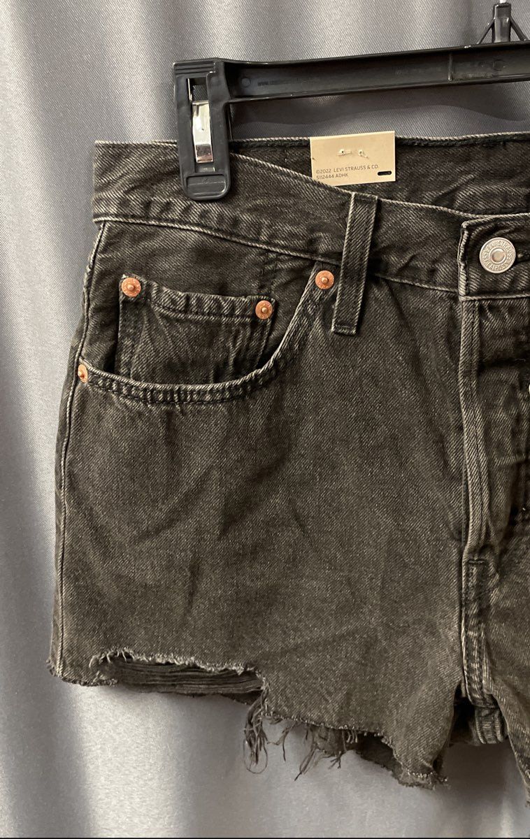 Levi's Women's 501 High Rise Cut Off Shorts Black Distressed Sz 28 NWT