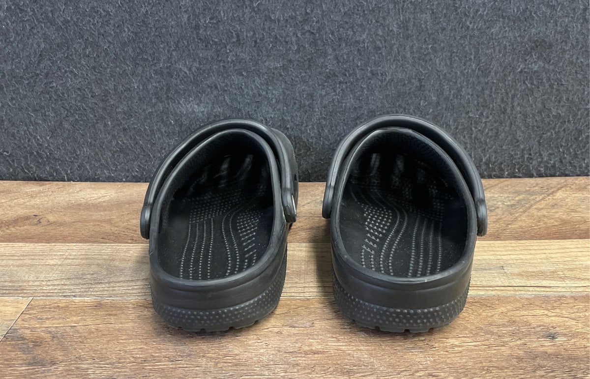 Crocs Classic Clog Black Unisex Slip On Comfort Shoes Men's 6 Women's 8 Size 8
