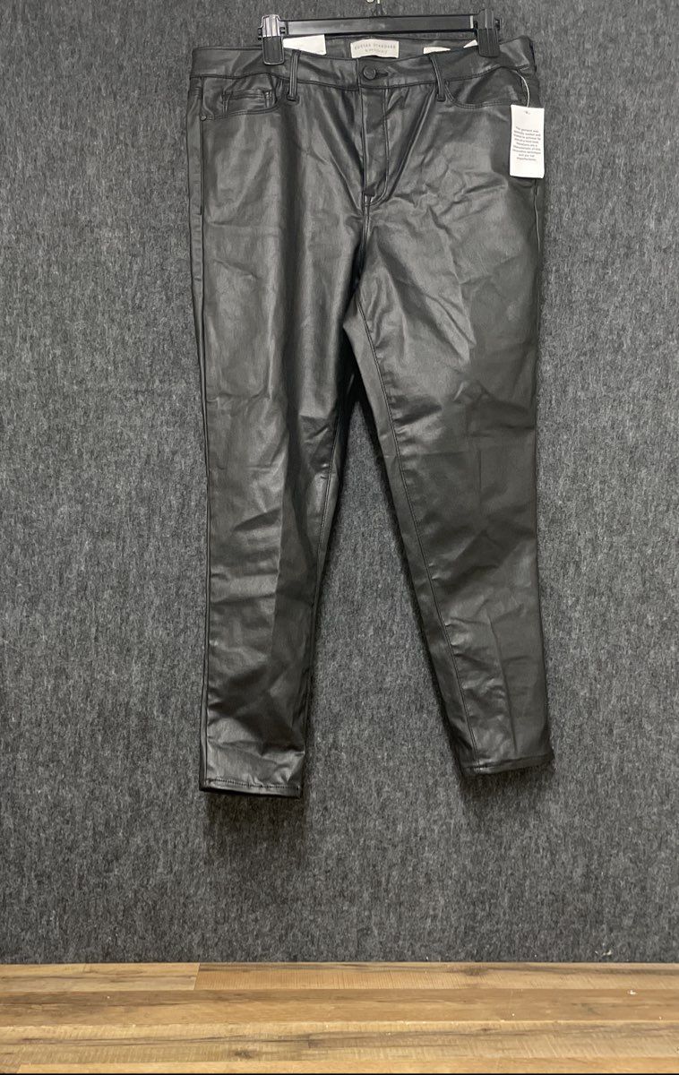 Social Standard Sanctuary Women's Black Faux Leather Ankle Skinny Pants 14 NWT