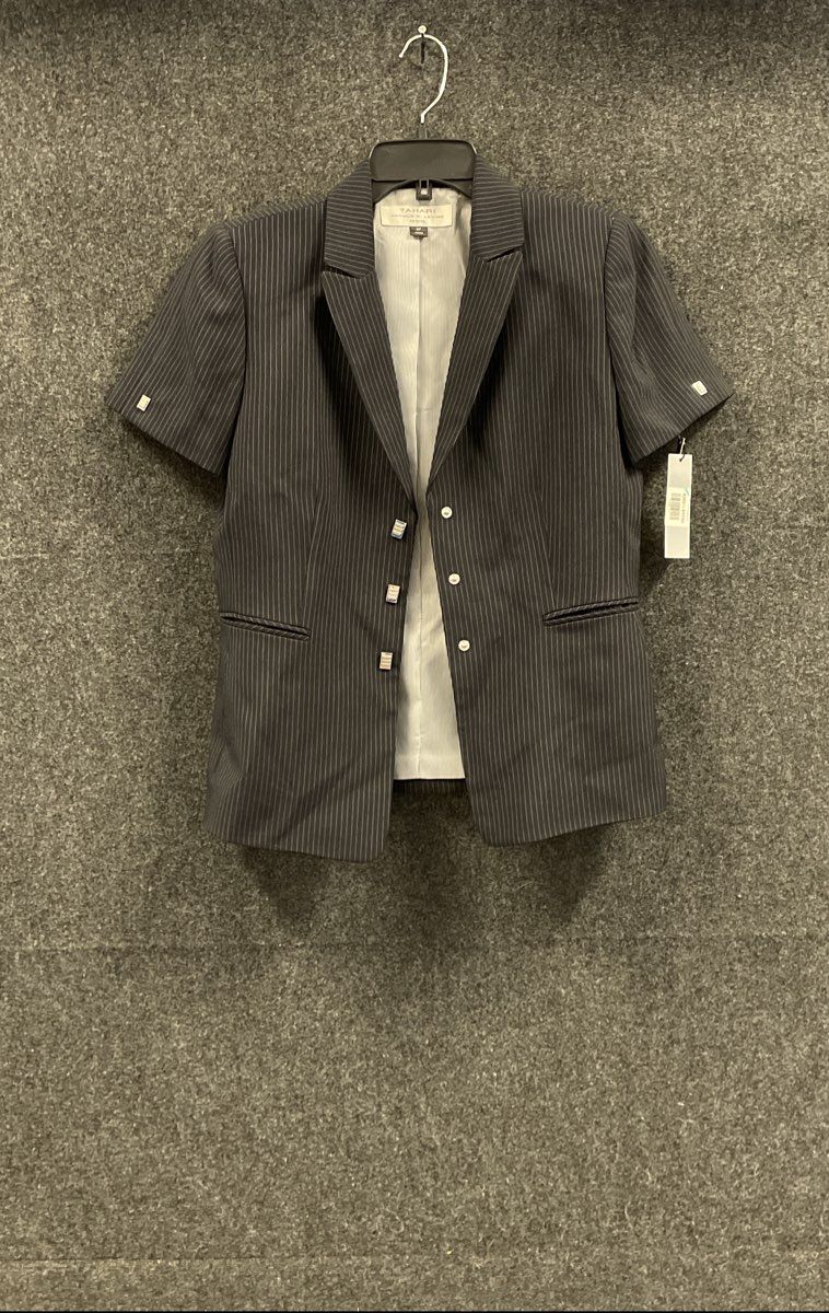 Tahari Arthur S. Levine Women's Navy Pinstripe Short Sleeve Blazer NWT Sz 8P